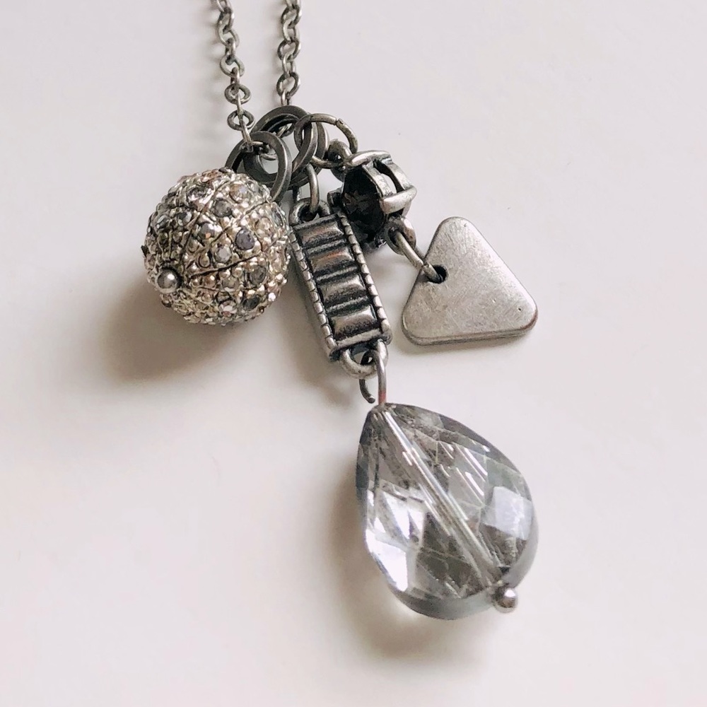 Silver clear crystalNecklace💛💛